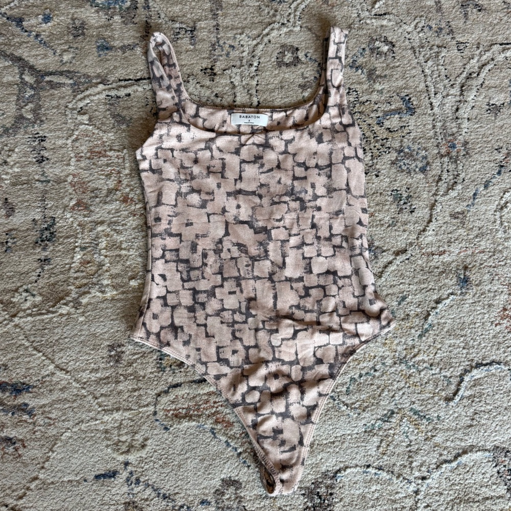 Babaton Beige and Brown Patterned Top